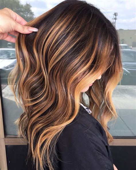 brunette hairstyles with highlights